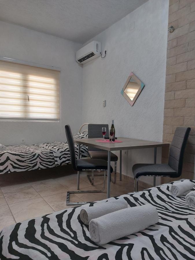 Apartments Ljiljanic Budva Eksteriør billede
