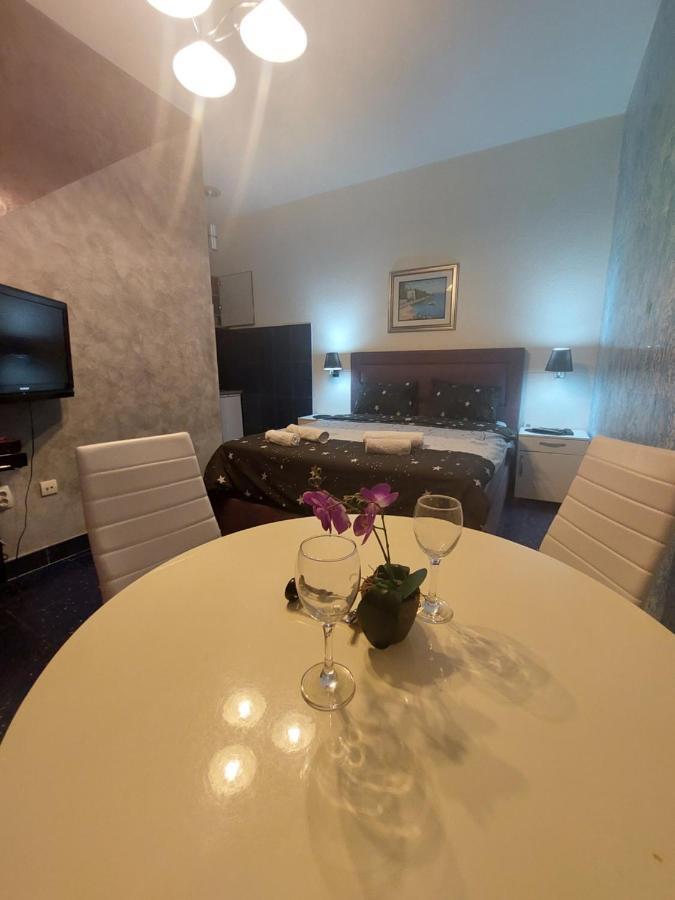 Apartments Ljiljanic Budva Eksteriør billede