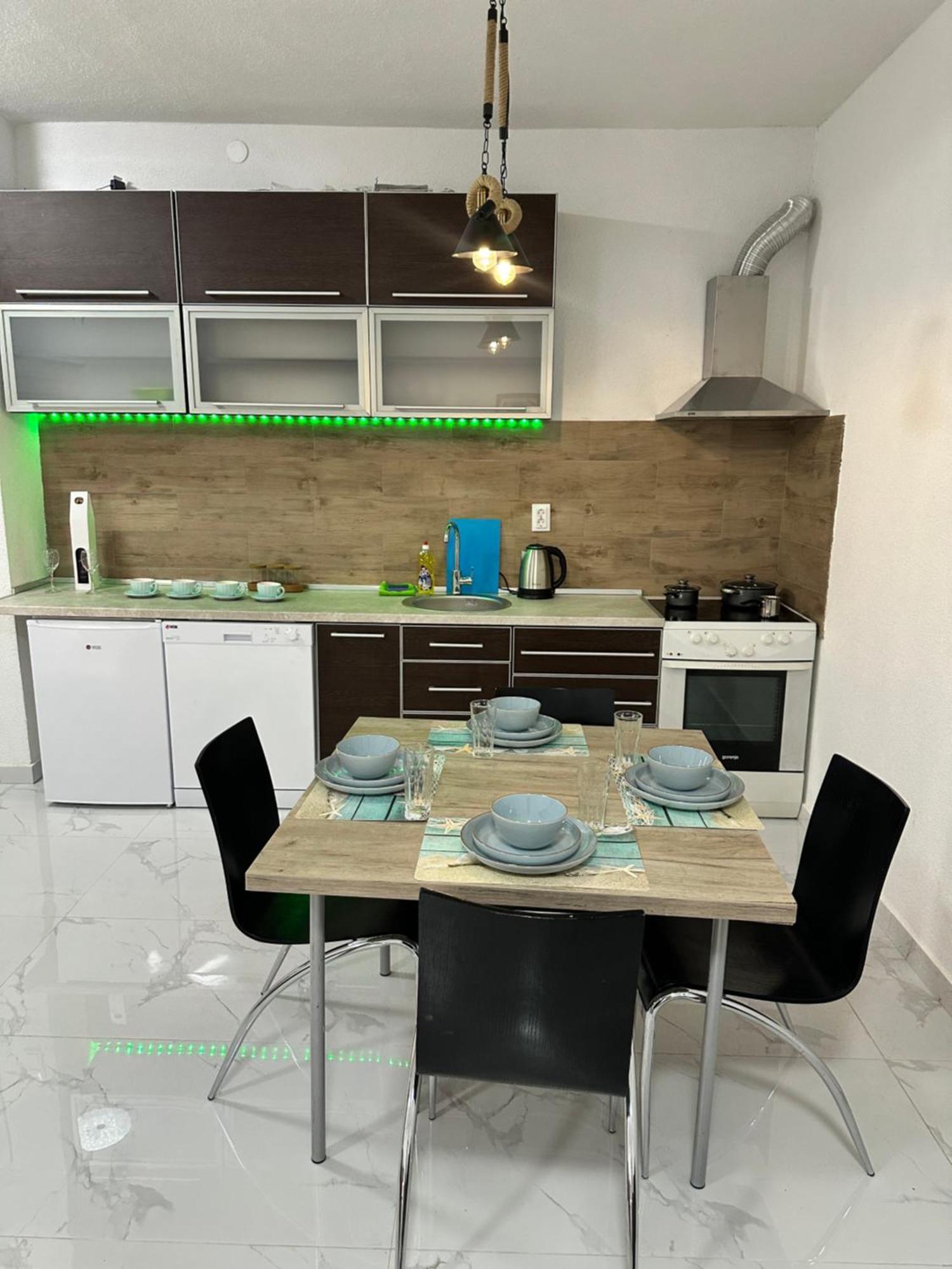Apartments Ljiljanic Budva Eksteriør billede