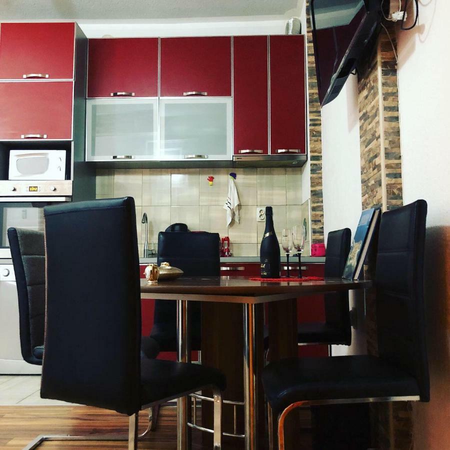 Apartments Ljiljanic Budva Eksteriør billede
