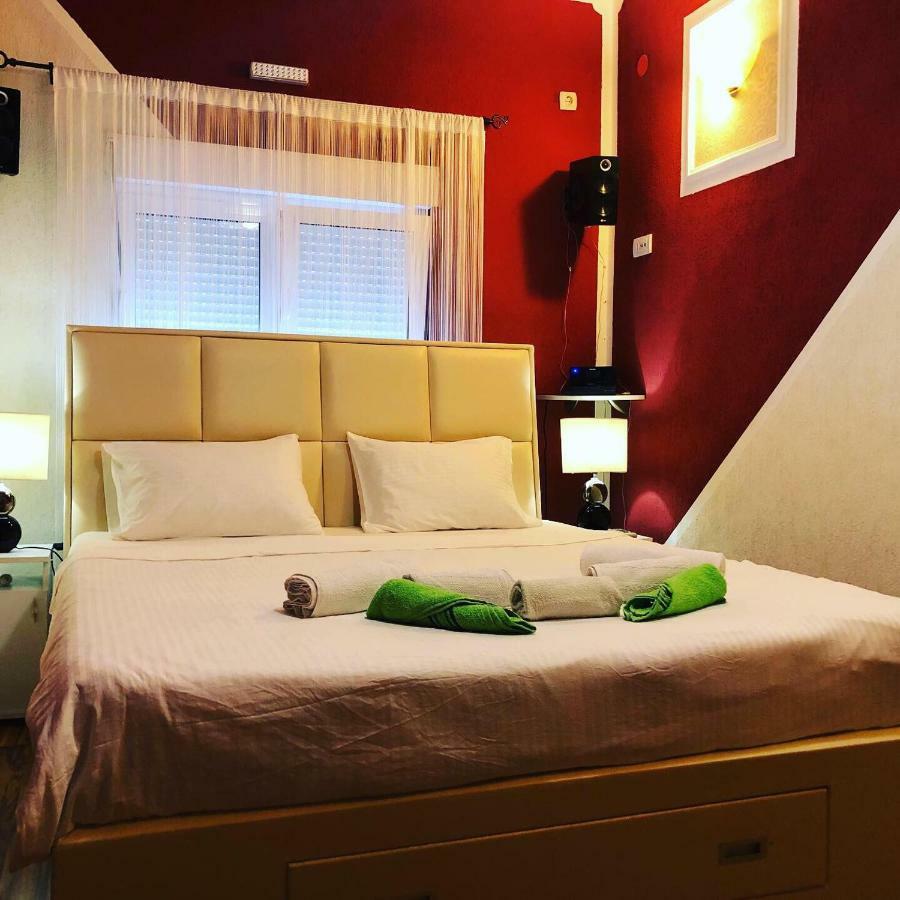 Apartments Ljiljanic Budva Eksteriør billede